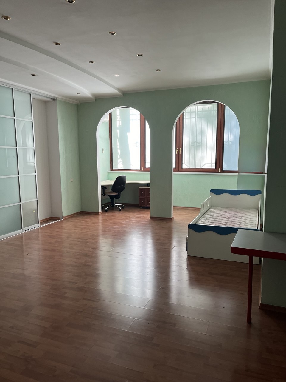 Продам  3-х ком.кв. в малоквартирном жилом комплексе пр.Педагогический ID 54067 (Фото 6)