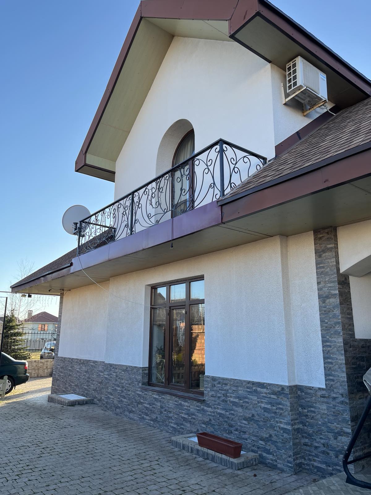 Продам отличный 2-х эт. дом в Совиньоне. ул.Корабельная/Люстдорф.  ID 54094 (Фото 1)